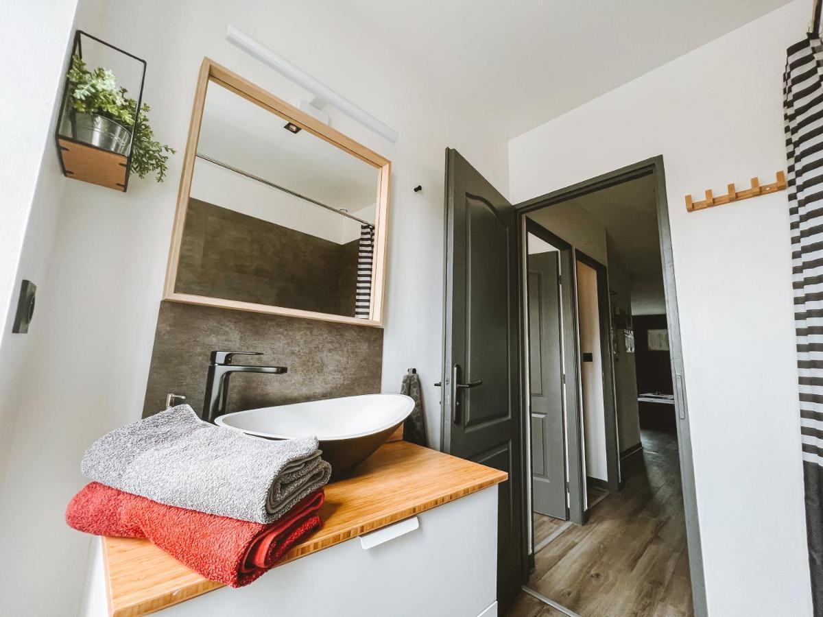 Le Dromardechois - Gite Meuble 6 Personnes Tournon Sur Rhone - Ecolodgite Kültér fotó